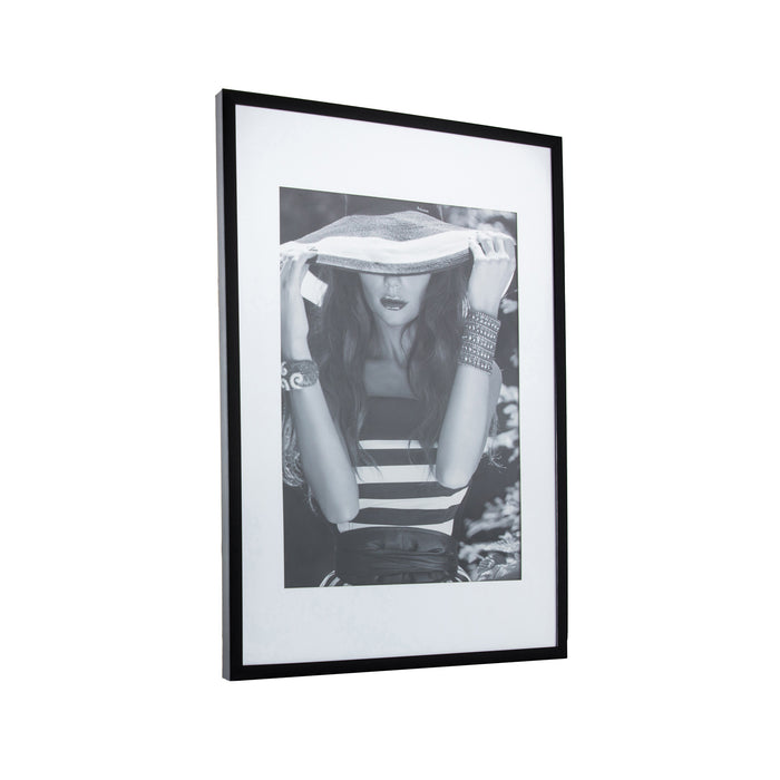 Gallery - Dame Wall Art in Monochrome, 101x71cm